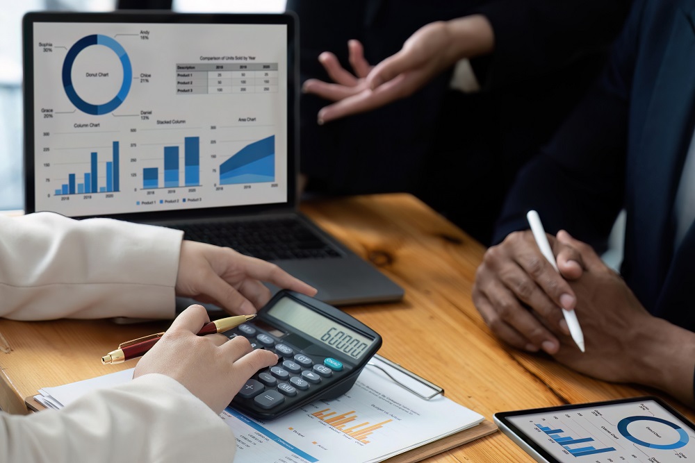 Financial Controller Jobs in Ahmedabad, Gujarat: Salary Overview and Job Description