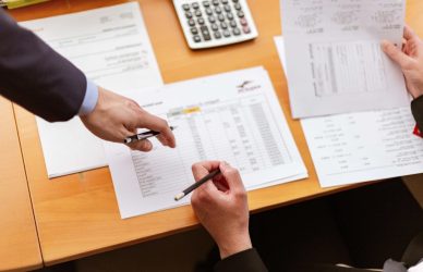 Financial Controller Jobs in Houston, Texas: Salary Overview and Job Description