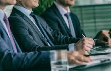 CFO Jobs in Lucknow: Salary Overview, Expectations, Roles, and Responsibilities